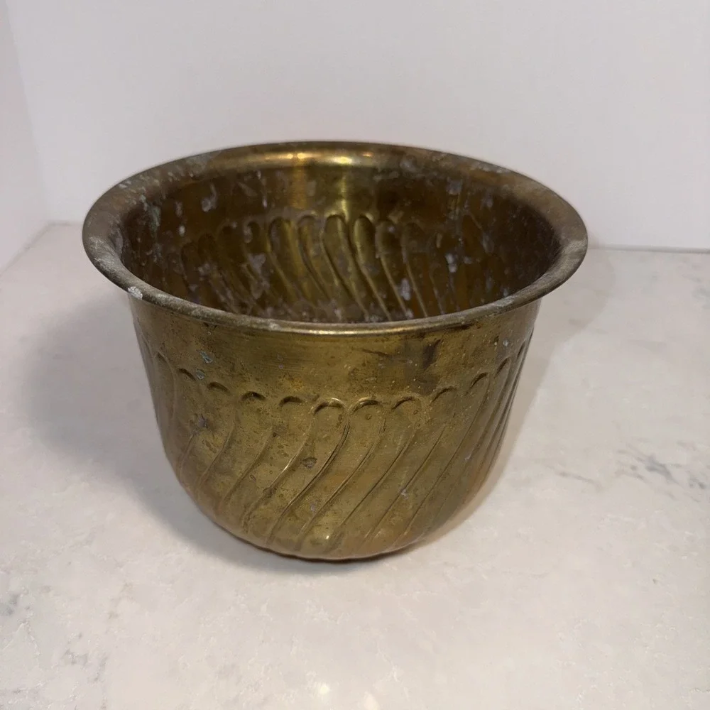 Brass Wavy Swirl Bowl Planter Made in India Vintage 7 1/2 Inch Wide 6 In Tall